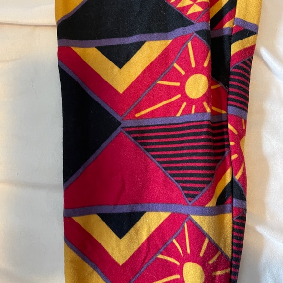 Lula Roe OS Leggings - Picture 2 of 3